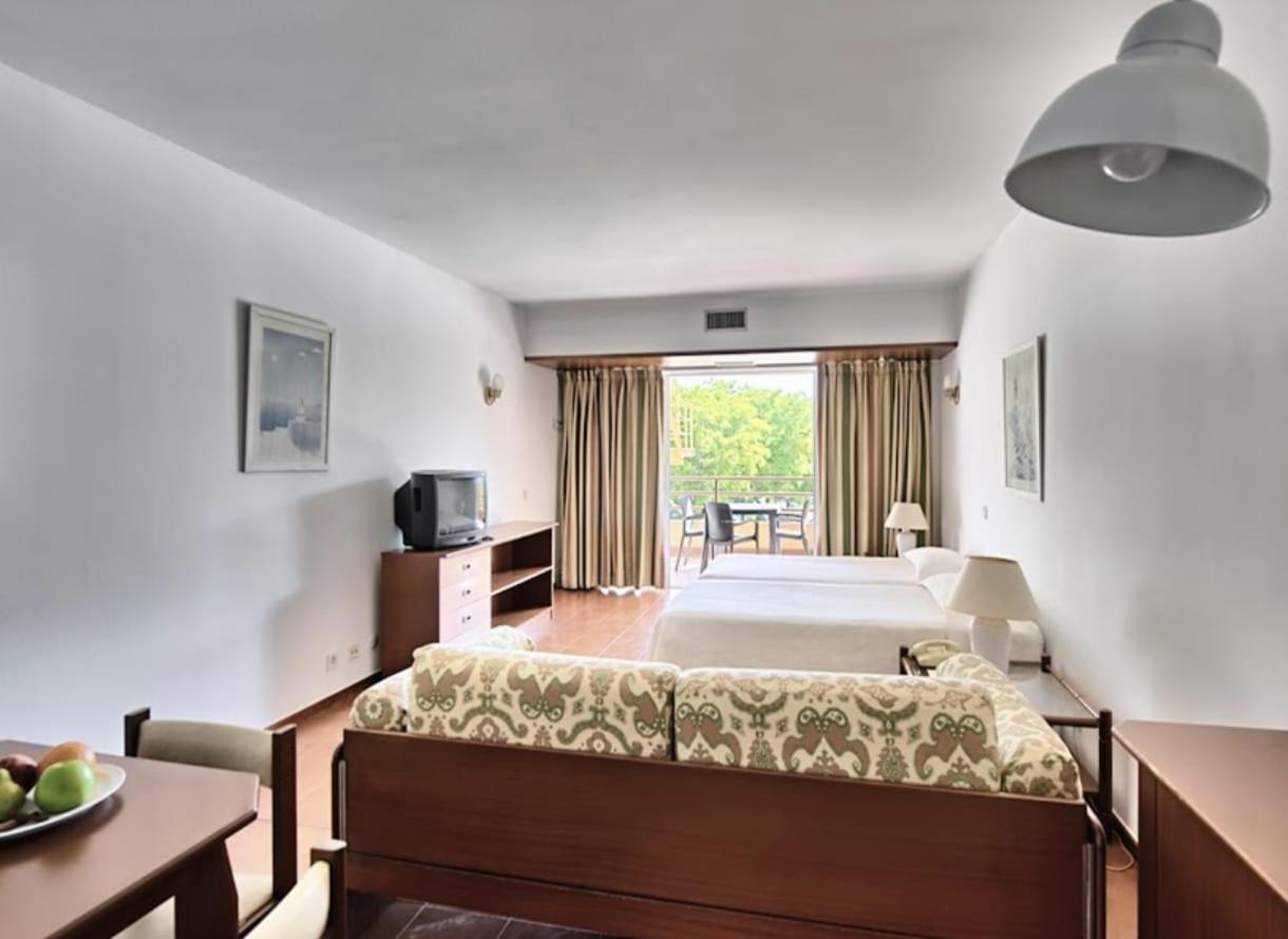 Hotel Dom Pedro Portobelo Quarteira Eksteriør billede